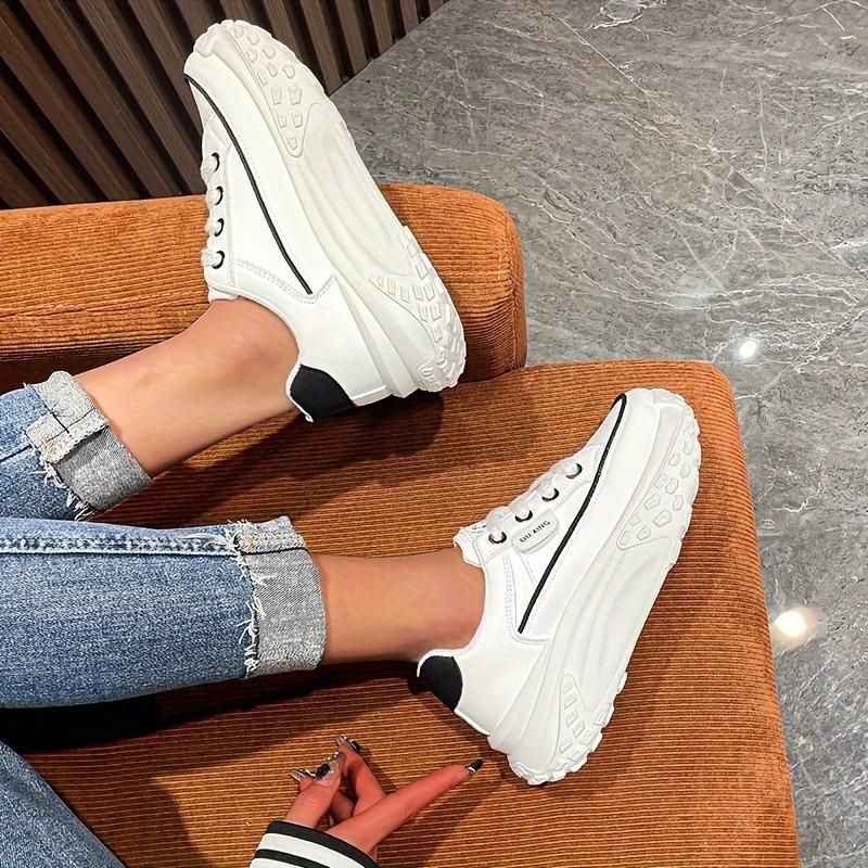 Small White Shoes Female 2025 Spring New Students Casual Street Shoes Female Thick Bottom Heightening Plate Shoes