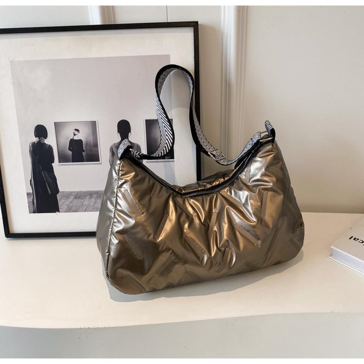 Stylish Winter Large Capacity Cotton Coat 2023 Solid Color Down Bag Street Fashion Tote Bag Ladies Crossbody Bag