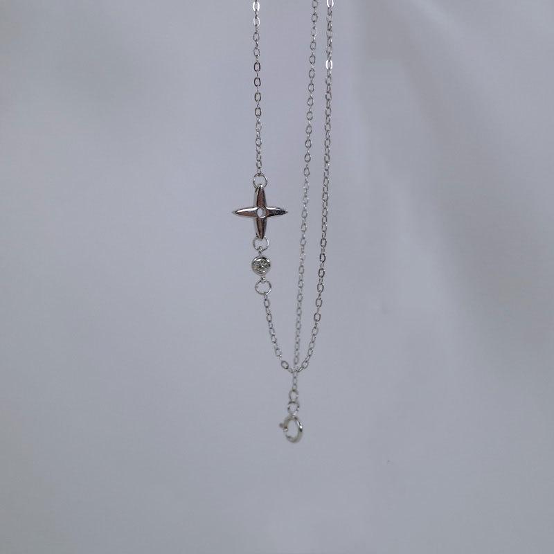Cross Flower Necklace Simple Design Sense Light Luxury Niche Temperament Clavicle Chain Gift Four-leaf Clavicle