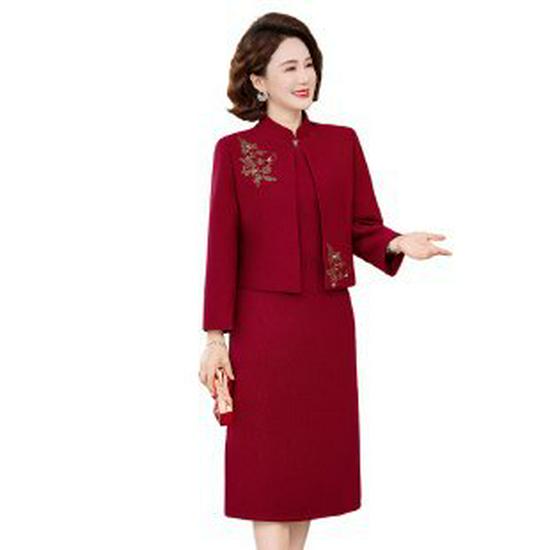 

Elegant Autumn/Winter Mother of the Bride/Groom Dress: Stylish Two-Piece Suit for Middle-Aged and Elderly Women 3XL красный