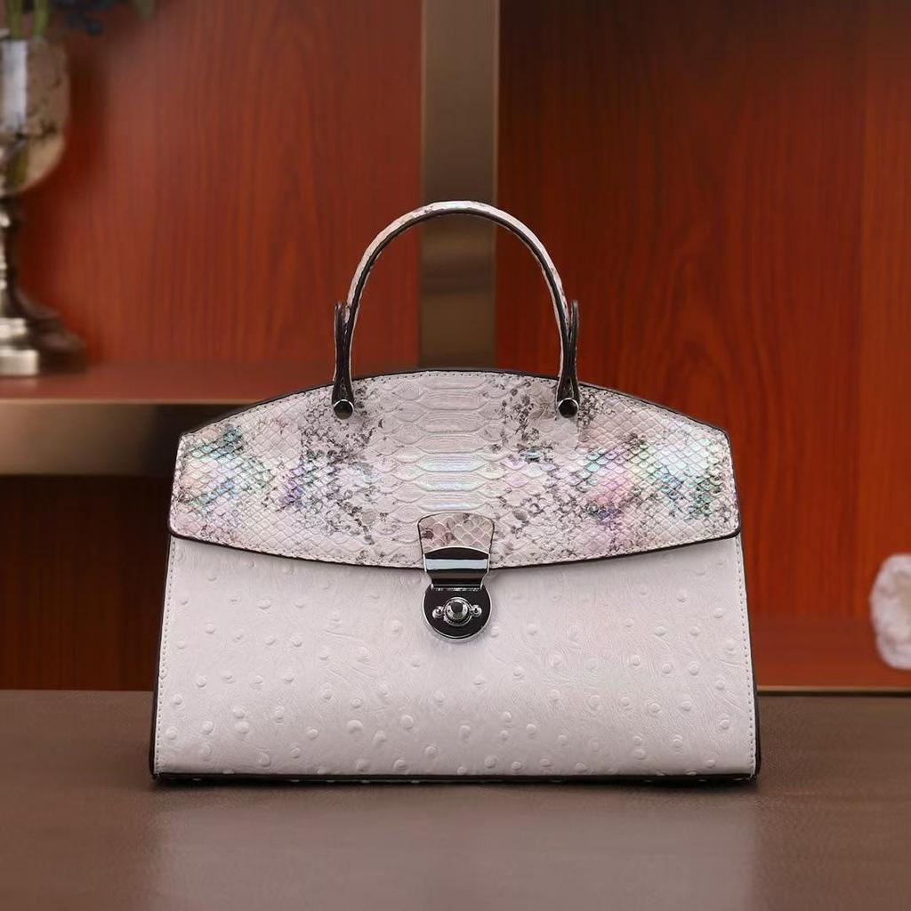 2024 High-End Luxury Ostrich Pattern Leather Shoulder and Messenger Bag for Women
