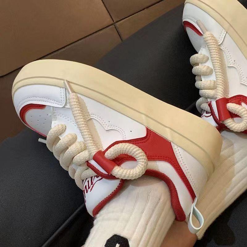 Hochwertige Plateau-Brot-Schuhe mit runder Spitze, Damen neu, super angesagt, Country, vielseitig, Retro-Skateboard-Schuhe