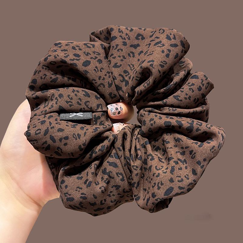 Korean Retro Leopard Print Scrunchie for Women - Fashionable 2025 Hair Tie Rubber Band Accessory