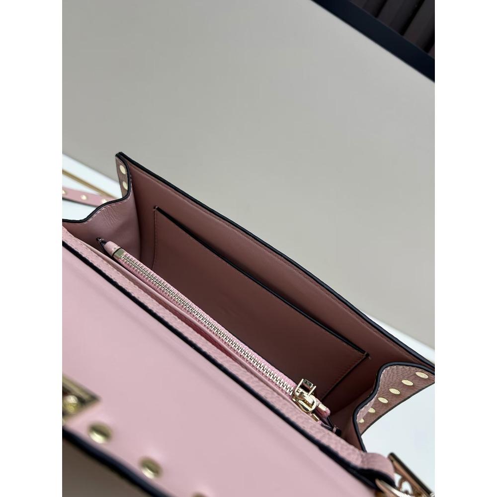 Trend zomer nieuw casual klinknagel klein vierkant tasje gepersonaliseerde schoudertas voor messenger mobiele telefoon tasje klein fris dames tasje groothandel