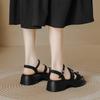 Sommer neue dicksohlige erhöhende Zehen-offene flachsohlige Sandalen koreanische Version Temperament mit Rock Höhe Ein-Wort-Riemen Römersandalen Frauen