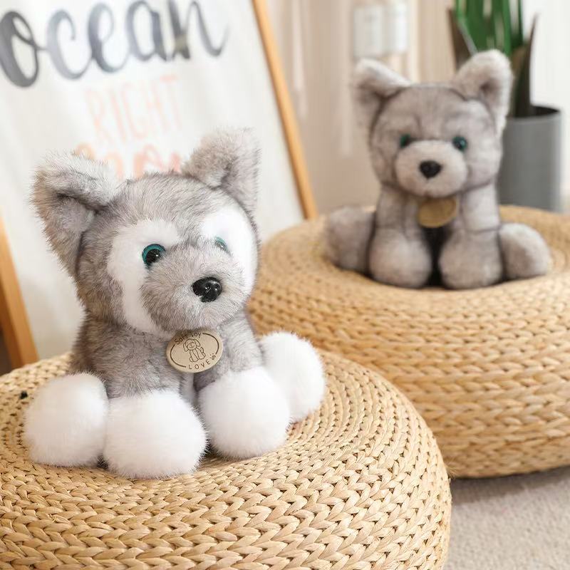 Nuovi Morbidi Peluche Seduti di Piccoli Cani Lupo Bambole Cucciolo Husky Morbide e Soffici Compagni Adorabili Animali Domestici Regalo di Compleanno per Bambini