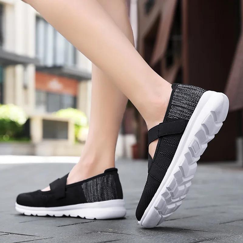Fashion New Women Flats 2025 Summer Ladies Fashion Mesh Breathable Flat Shoes Women Soft Sneakers Women Casual Shoes