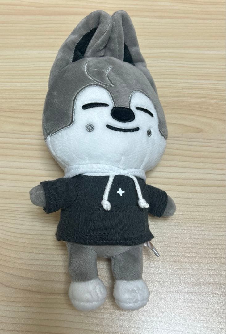 

[USED] Straykids Official Wolfchan Original Plush Toy