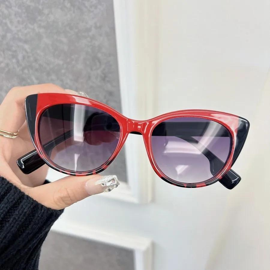 Trendy Cat Eye Sunglasses Women Men Retro Mirror Lens Stylish Sun Glasses Female Male Personality Colors