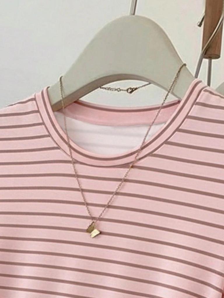 2026 Women's Striped Slim-Fit Pleated Round Neck Short Sleeve T-Shirt