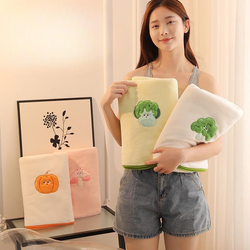 Thickened and Enlarged Garden Vegetable Coral Fleece Bath Towel, Non-shedding Beach Towel, Bathrobe, Absorbent Wrap Towel