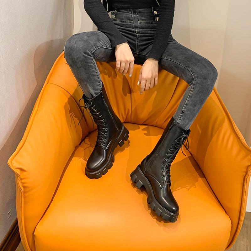 2025 bottes Martin blanches à semelles épaisses et montantes pour femmes, respirantes, mode britannique, bottines courtes, bottes de locomotive, respirantes, montantes