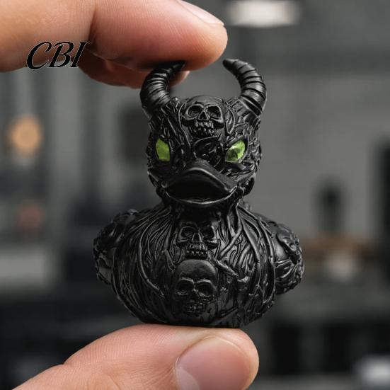 Artisanat en Résine Sculpté à la Main Ornement Diable Squelette Canard Gothique, Figurine Noir Mat, Art en Relief Vignes Yeux Verts Horreur Ornement pour Fête d'Halloween