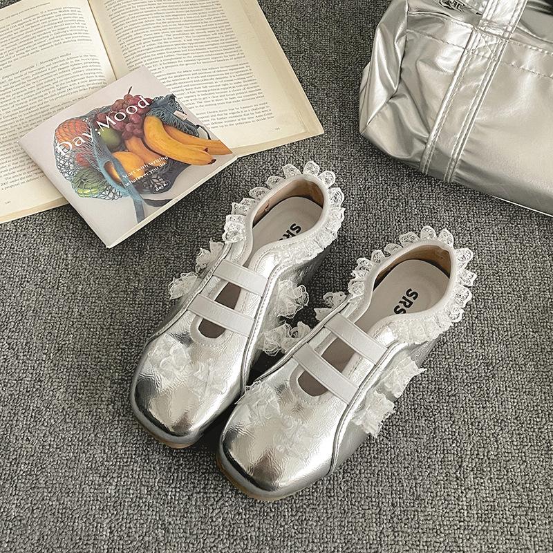 

Серебристые балетки во французском стиле с неглубоким вырезом на плоской подошве женские 2025 новая летняя юбка спортивные туфли Мэри Джейн 40 серебряный