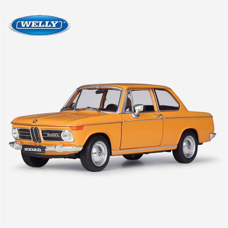 WELLY 1/24 BMW 2002 TI Alloy Miniature Car Model Diecast Metal Scale Model Car Diecast Metal Static Collection Children Toy Car
