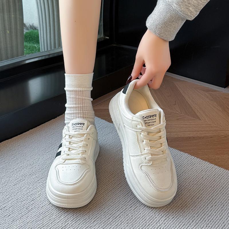 Women's Spring Breathable Thick-Soled Leather White Casual Sports Shoes, Versatile Flat Board Footwear For Students.