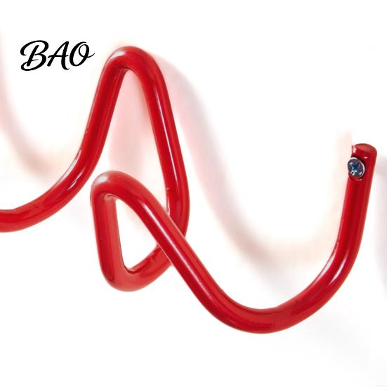 Iron Art Wall Hangers Decorative Wave Hook, Nordic Style Three Creative Hooks for Bags Mounted Storage Rack Entryway And Living Room