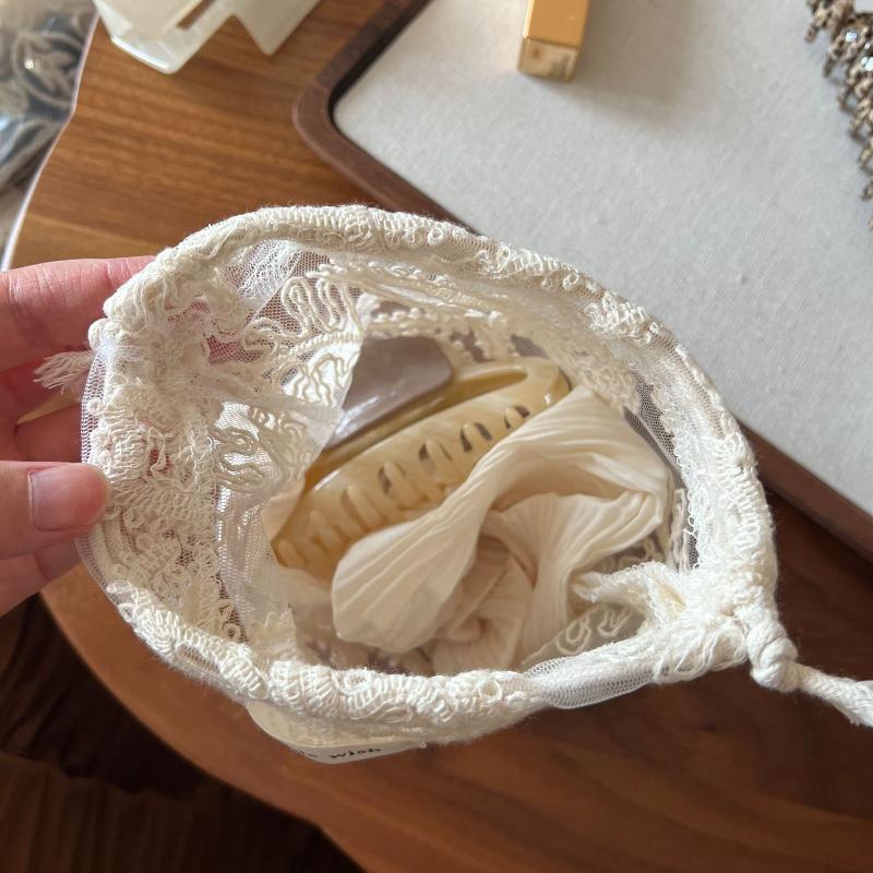 1Pcs Fabric Cable And Earphone Organizer Vintage Lace Embroidered Travel Drawstring Storage Bag Home Dustproof Cosmetic Bag