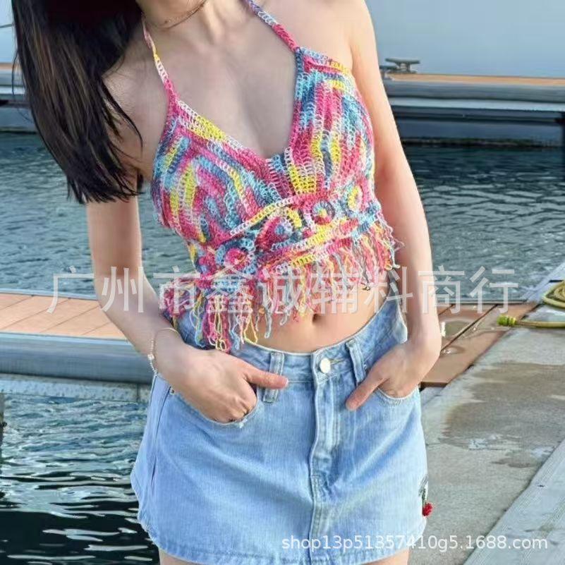 Neck small vest with chest pad, sling inside, shoulder-spilled backrest, hollow tube top, embroidered vest, women's summer short top