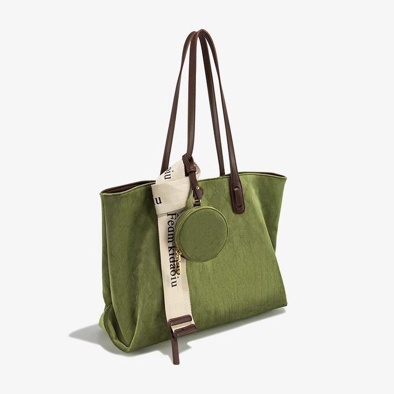 

2025 Women s Commuter Tote Bag Large Capacity Versatile Single Shoulder Underarm Bag Large Bag зелёный