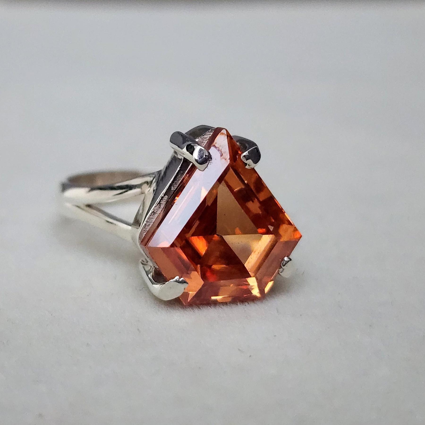 

Prong Set Diamond Shape Peach Morganite Quartz 925 Sterling Silver Ring Ring Jewelry 10 срібний