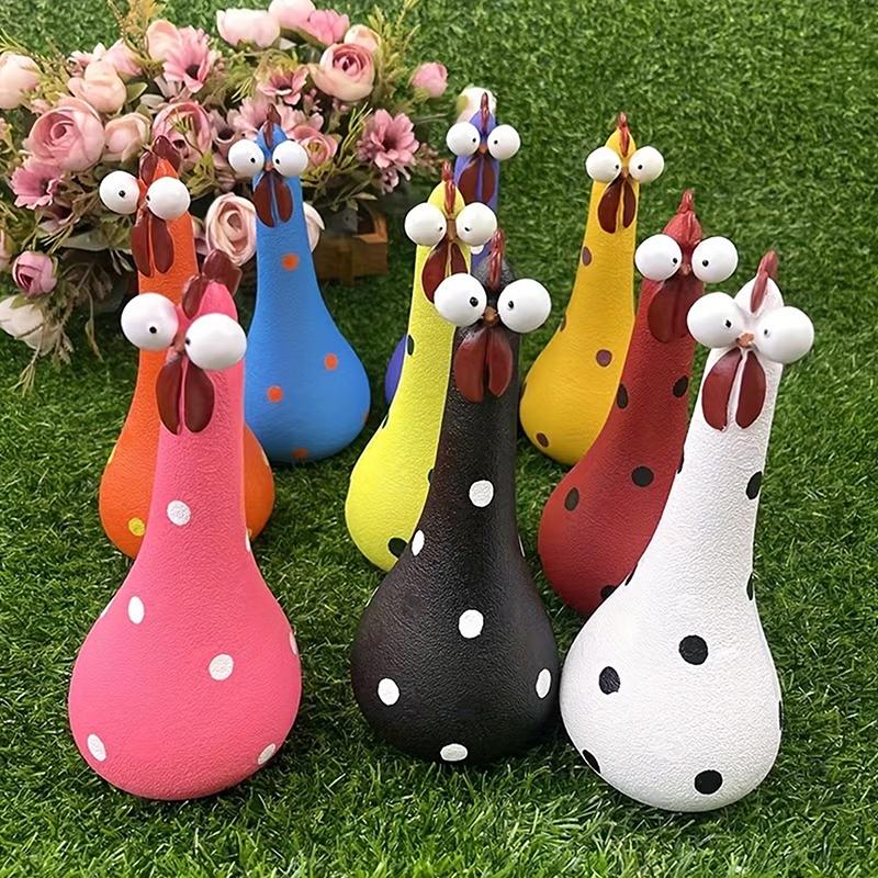 Skurrile Hühnerfigur mit großen Augen Bunte Polka-Dot-Harzstatue Hühnchen mit langen Beinen, das Heilung und Freude ausdrückt Gartenhof-Dekoration