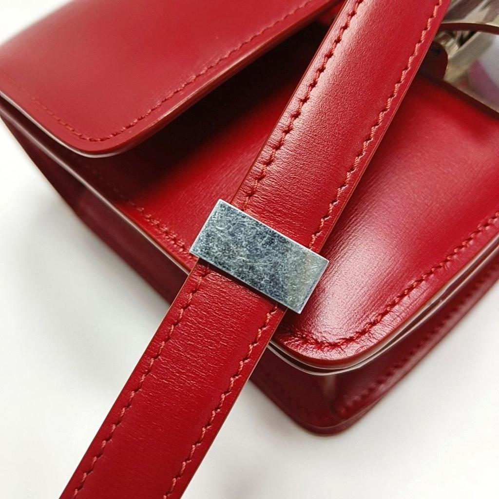 [Pre-Owned] Classic Box Polished Calfskin Handbag Tofu Bag Square Crossbody Shoulder Bag Small - Very Good #1C8JGP4