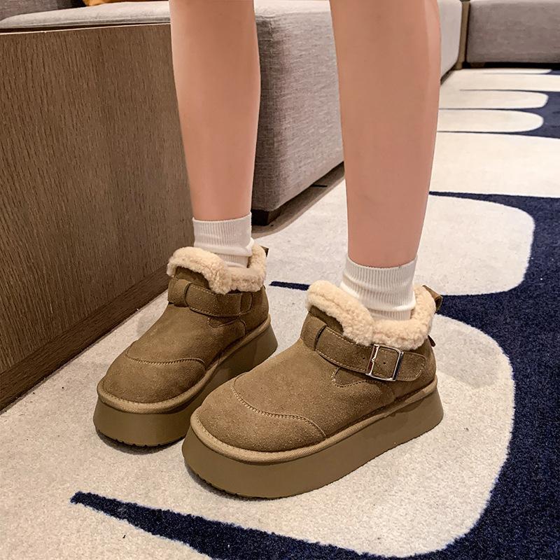 thick-soled snow boots for women's outer wear 2025 winter new outdoor non-slip leather brown short boots with velvet thermal cotton shoes