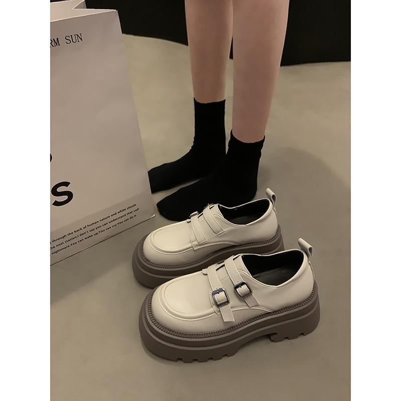 

Small leather shoes women s British style 2025 new summer shoes versatile with skirts black platform loafers 40