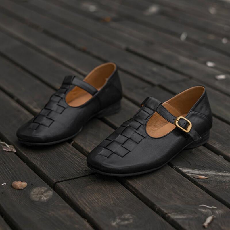 Mary Jane Women Shoes 2025 Spring New Casual Flat Loafers Retro Leather Buckle Strap Simple Style Women Shoes Comfy Flat
