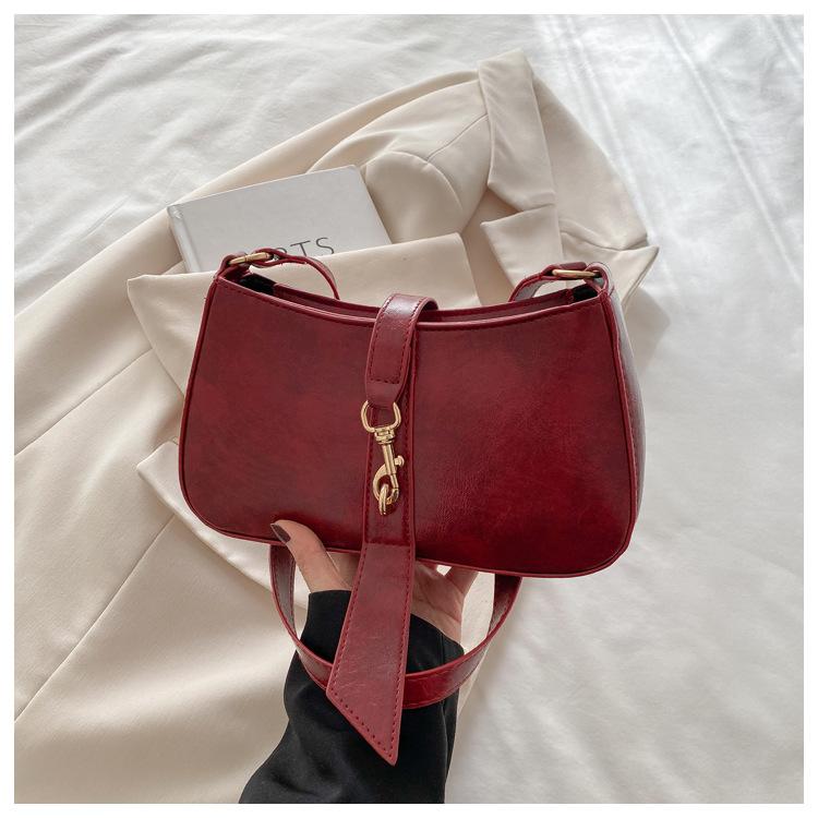Korean Version of Fashion Personalized Hook Underarm Bag Women's 2025 New Spring Foreign Style Texture Handbag Trendy Oblique Span Bag