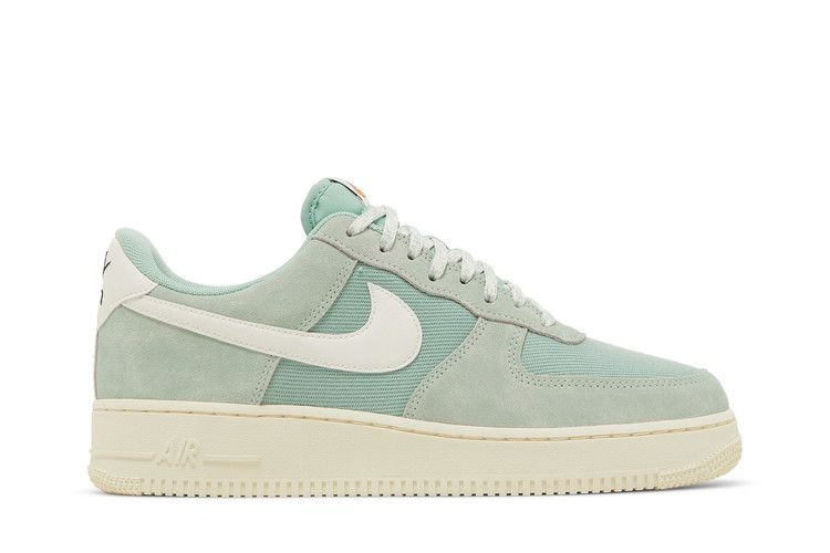 Men's Sneakers Nike Air Force 1 Low '07 LV8 Certified Fresh Enamel Green