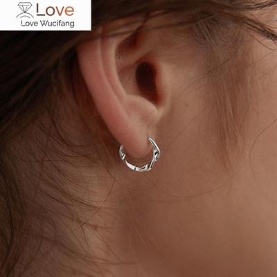 Eiropas mazie Mobius gredzeni ar auskari sievietēm minimālisma metāla savīti pīrsingi korejiešu modes rotaslietas