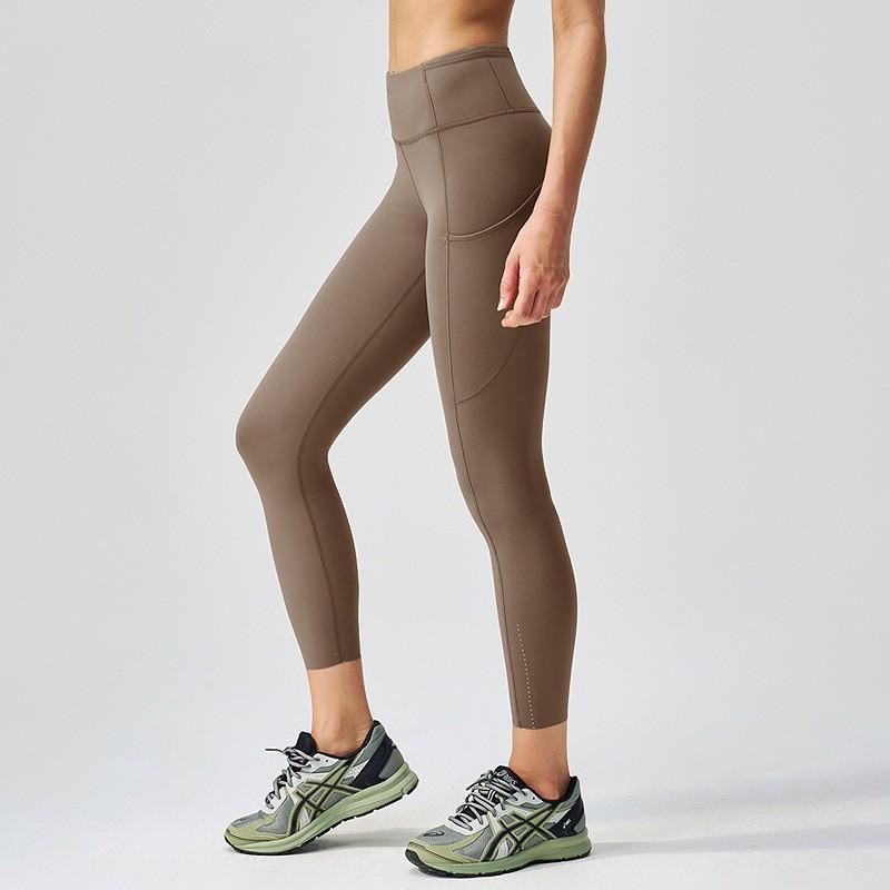 High-Waisted Seamless Yoga Leggings Women With Butt-Lifting Effect High-Compression Fitness Pants Side Pockets