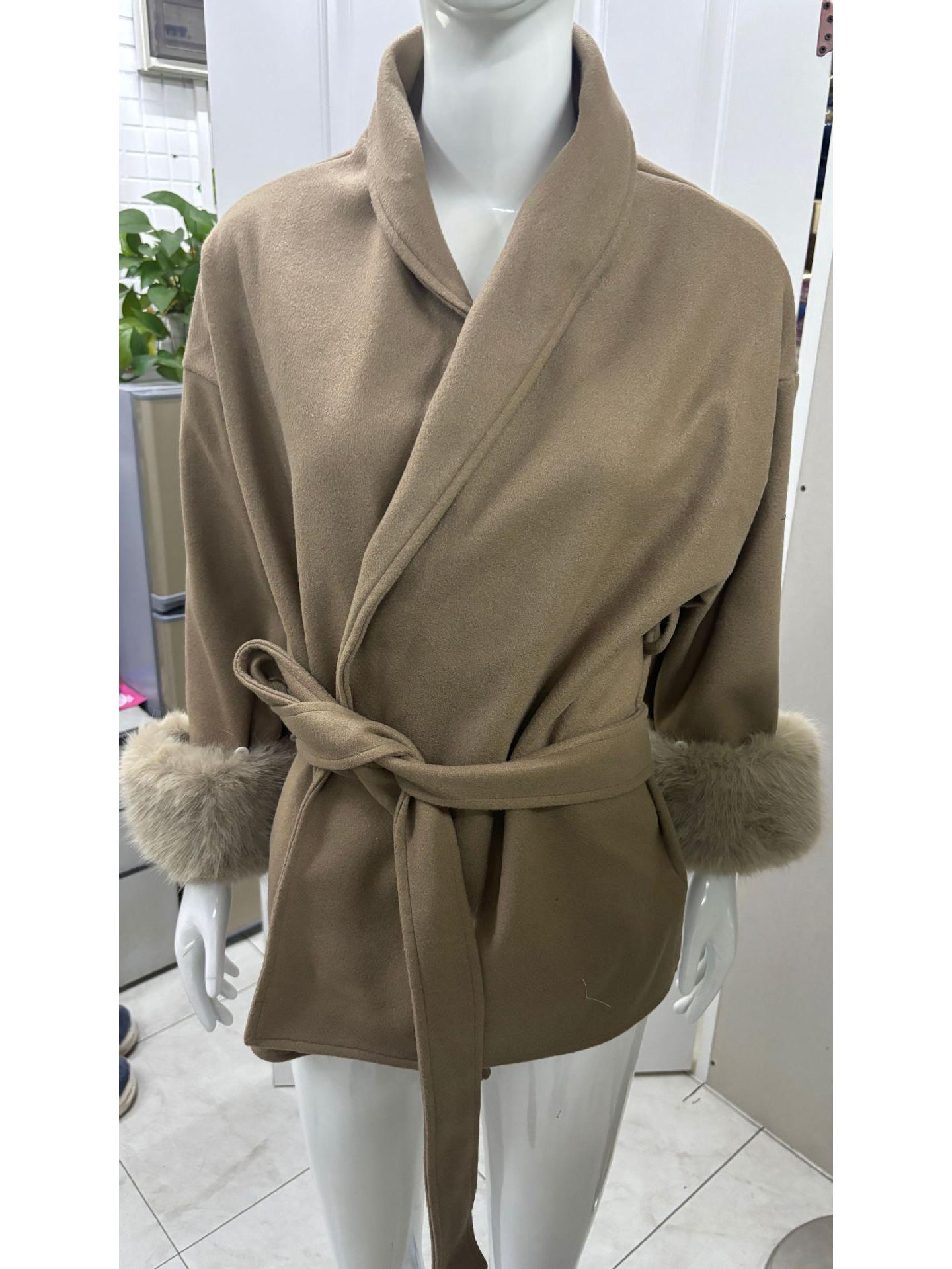 

Женское кашемировое пальто средней длины двустороннее с отложным воротником - Осень/Зима 2024, стиль кейп, однотонное S хаки