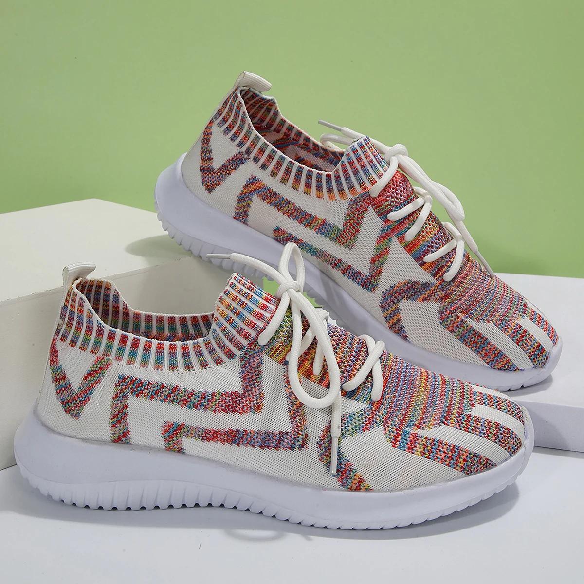 

Разноцветные вязаные балетки Женские дышащие кроссовки на шнуровке Женские 2024 Осень Повседневные туфли на мягкой подошве с вулканизацией 36 белый