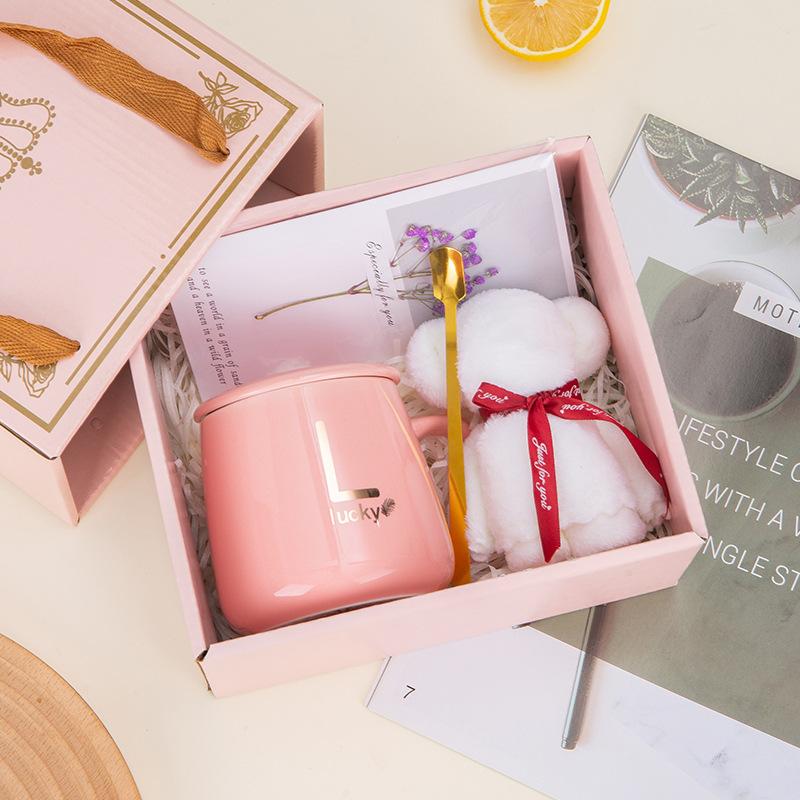 Keramiktasse schlichte Mode Handtasche Geschenkset Handtuch Bär Souvenir Eröffnung praktisches Geschenk Trinkbecher