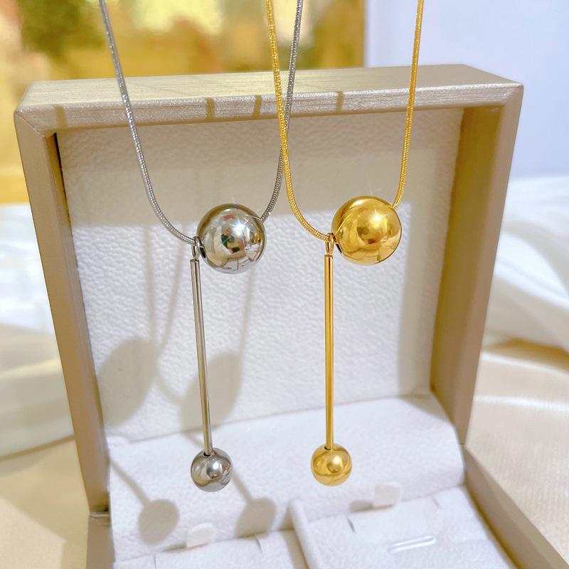 Fringed Round Ball Flower Personalized Minimalist Furnace Real Gold Necklace Female Collarbone Chain