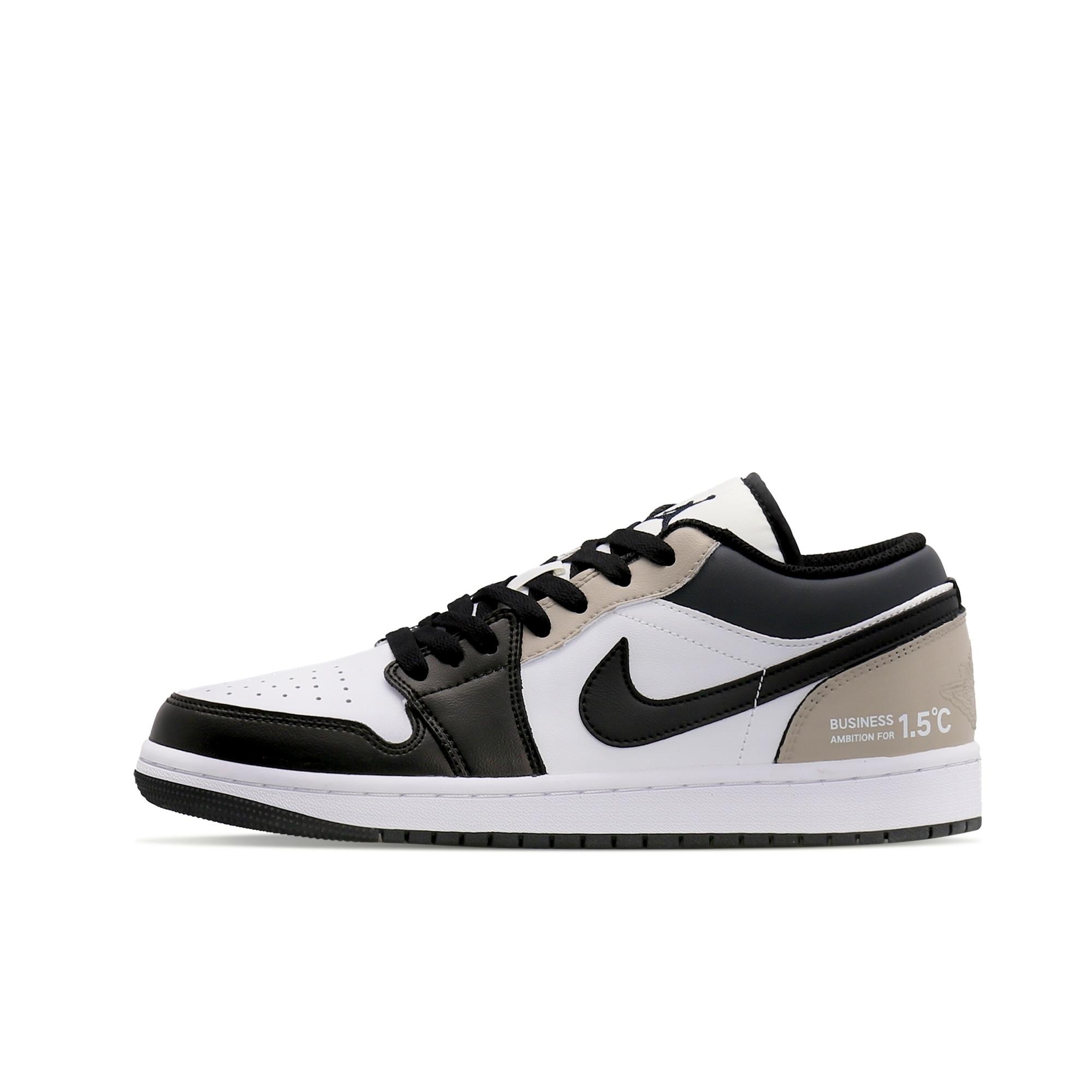 

Jordan Air Jordan 1 Low top Vintage Basketball Shoes Unisex Black White 553558-132(Team577-) 42.5