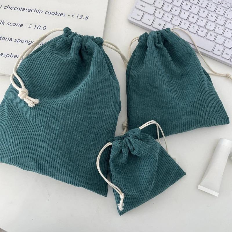 

Solid Color Corduroy Drawstring Cosmetic Bags Christmas Gift Package Storage Bag Travel Cosmetic Lipstick Makeup Organizer Pouch 14x16cm