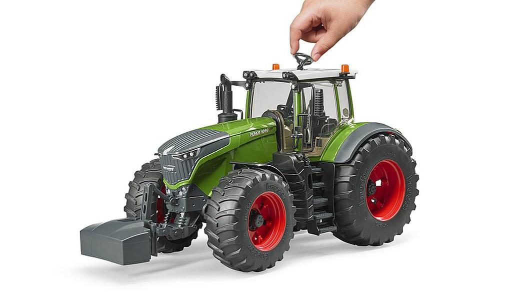 Bruder Fendt 1050 Vario Tractor BR04040