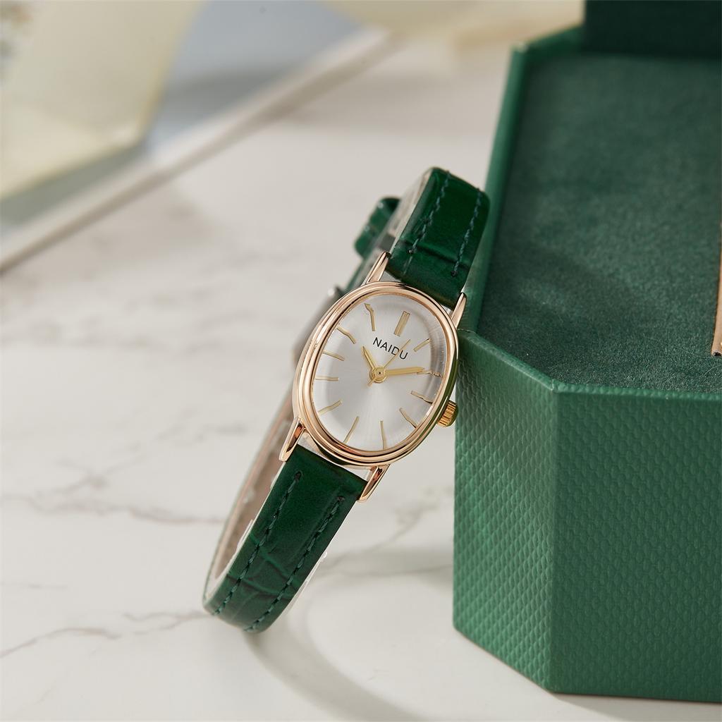 Elegant and Fashionable Ladies Watch Simple Smooth Dial Oval Case Ladies Quartz Watch