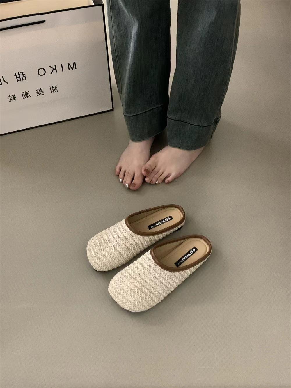 

Niche retro flat 2025 half slippers loafers casual muller shoes single shoes spring and summer French women s shoes 40