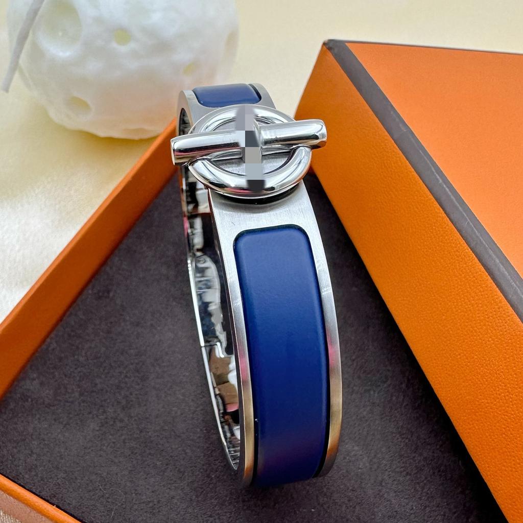 2026 Tendenza Moda Bracciale Acciaio Opaco Opaco Bracciale per Coppia Gioielli Accessori da Indossare