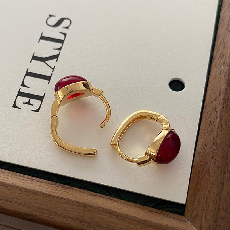 Red Gemstone Stud Earrings Geometric Oval Ear Buckle Design Sense Niche Guochao Retro Ankara Red Wedding Earrings Women