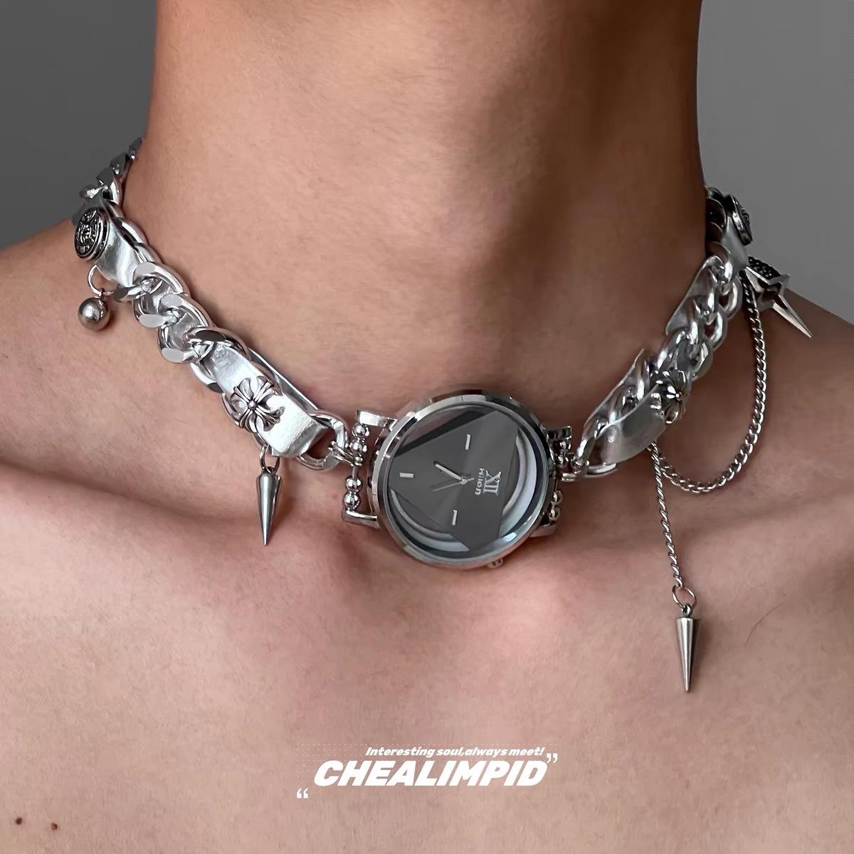 

Нишевый Дизайн Часы Циферблат Кроу Металл Кожаный Воротник Персонализированное Ожерелье для Девочки Ожерелье