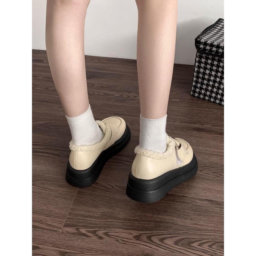 Black velvet retro British style small leather shoes women's 2025 new autumn and winter platform heightening loafers ins tide