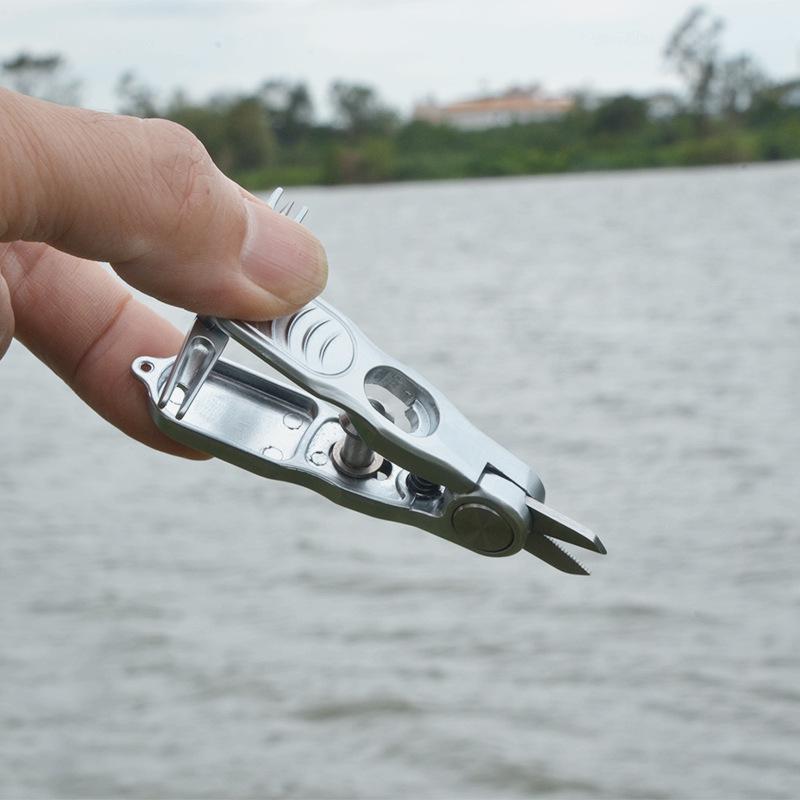 Compact Outdoor Fishing Scissors: Multi-Tool for Line Cutting, Lure Handling, and Hook Tying