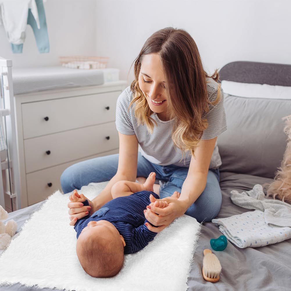 BENECREAT Fluffy Plain Shaggy Faux Fur Fabric White Soft Artificial Faux Fur Fabric 100 x 30cm Craft Processing Fabric Plush Toy Fabric Craft Photo