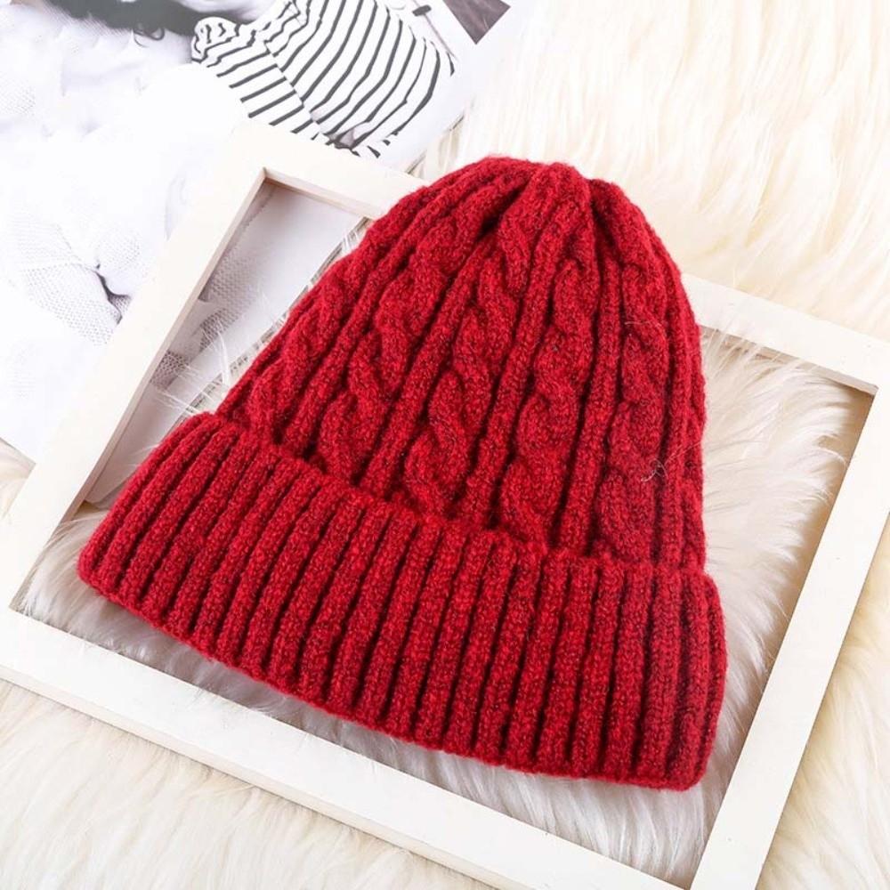 Trendy Twists Knitted Hat Elastic Woolen Hat Versatile Winter Pullover Cap  Outdoor
